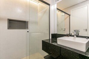 Hair dryer, towels - Partial SEA View | 150m from Shopping #CA40 (Florianópolis)
