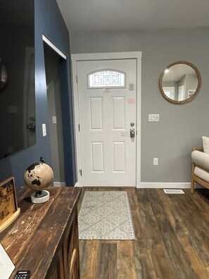 Interior - Private Home on Hatcher Pass (Willow)