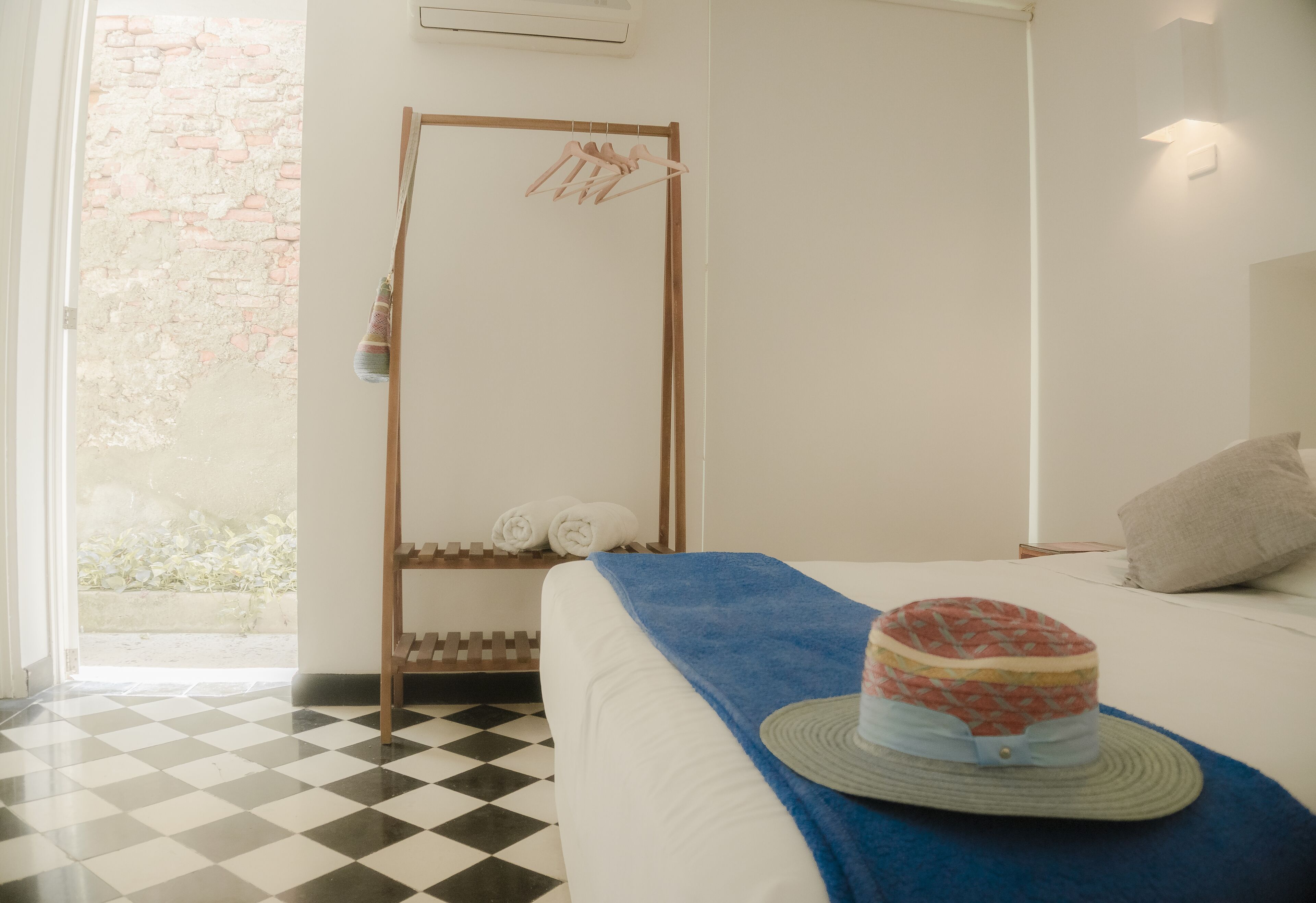 Foto - La Puerta Azul