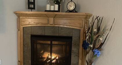 ARCATA cozy 2-bedroom with fireplace, close to downtown and Cal Poly Humboldt