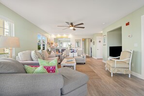 TV, fireplace, DVD player