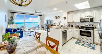 Lakefront Resort in Heart of Orlando Attractions - Tu Casa Vacations