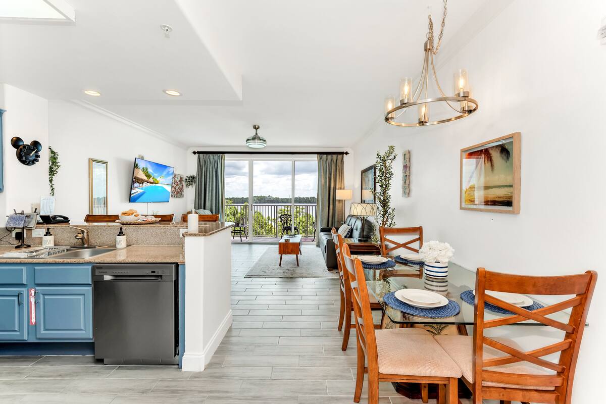 패밀리 아파트 (13428 Blue Heron Beach Drive, Orlando) | 암막 커튼, 다리미/다리미판, 무료 WiFi, 침대 시트