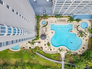 Exterior - Lakefront Resort in Heart of Orlando Attractions - Tu Casa Vacations (Orlando)
