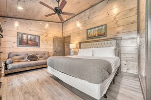 12 bedrooms, travel cot, free WiFi, bed sheets