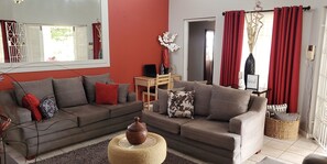 Smart TV - Embrace the essence of home in every detail, just minutes away from the airport! (Montego Bay)