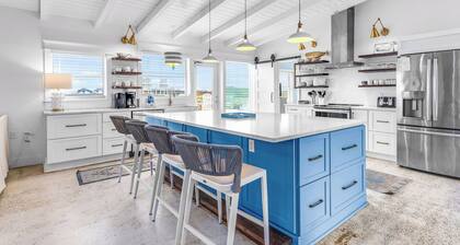 SoulShine - Beach Front, Private Swimming Pool, Pet Friendly!