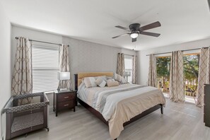 4 camere, culla da viaggio, Wi-Fi gratuito, lenzuola