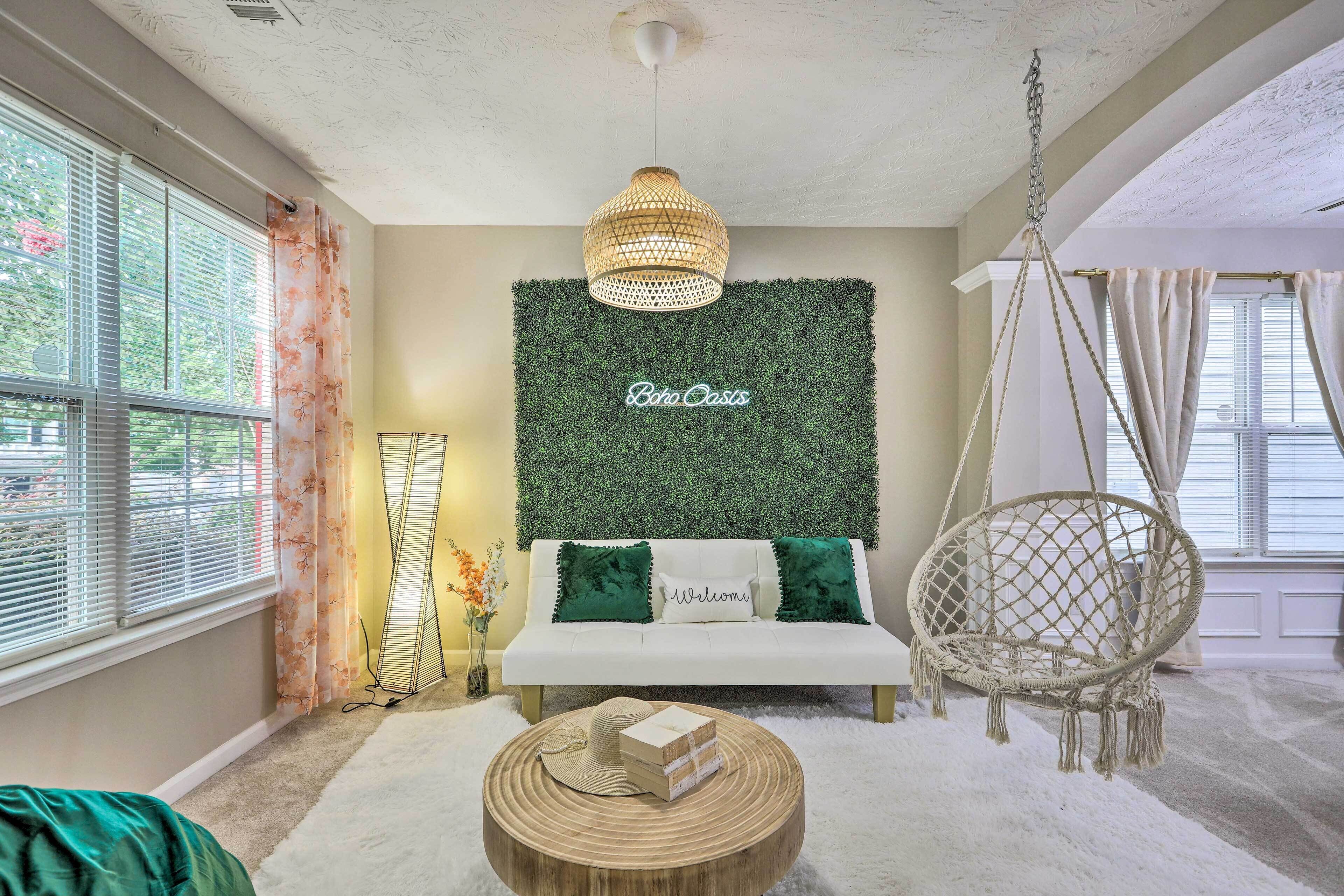 Boho Union City Home < 20 Mi to Dtwn Atlanta!