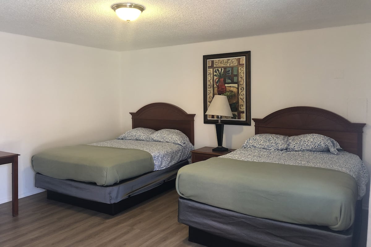 Basic Double Room | Free WiFi, bed sheets