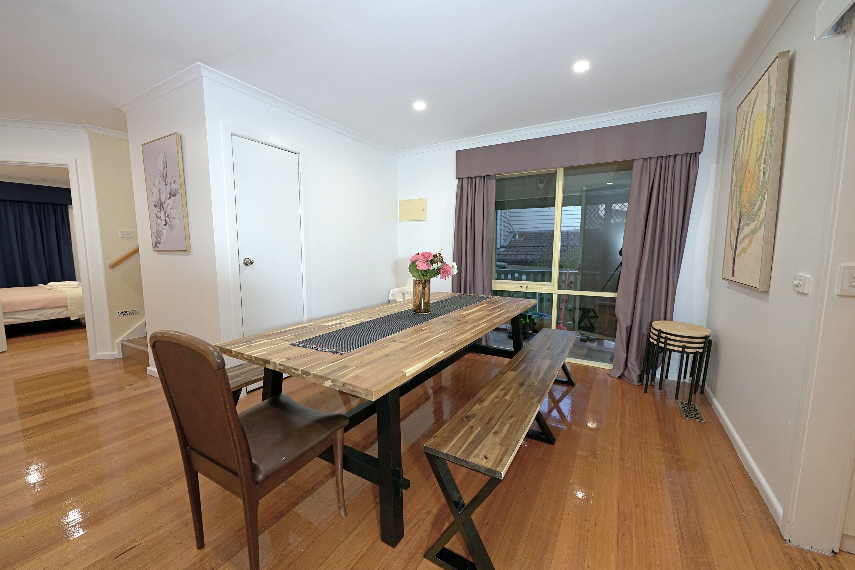 Comfort House | In-room dining