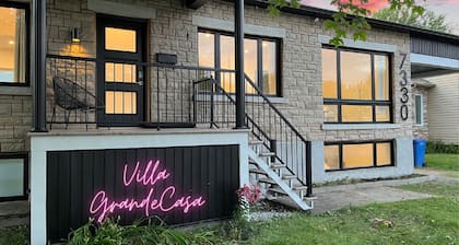 Maison Luxueuse Avec vue sur le Fleuve St-laurent