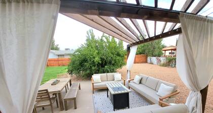 Beautiful Casita, Pet Friendly, Full RV Hookups & Boat Parking