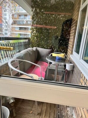 Property grounds - West End 1-Bed Apt, Sleeps 2 with Wi-Fi (London)