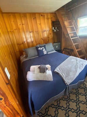 4 bedrooms, free WiFi, bed sheets