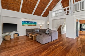 TV - 3982 Kalakaua 3Br 2Ba Beautiful Princeville Home (Princeville)