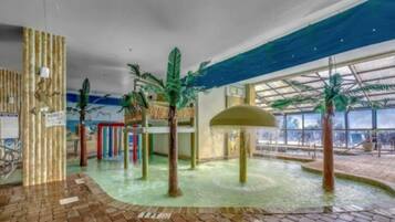 Piscina interna, piscina aquecida