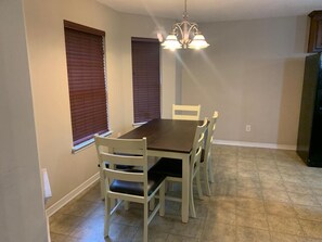 Dining - Cheerful 3 bedroom home with play room (Foley)