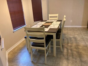 Dining - Cheerful 3 bedroom home with play room (Foley)