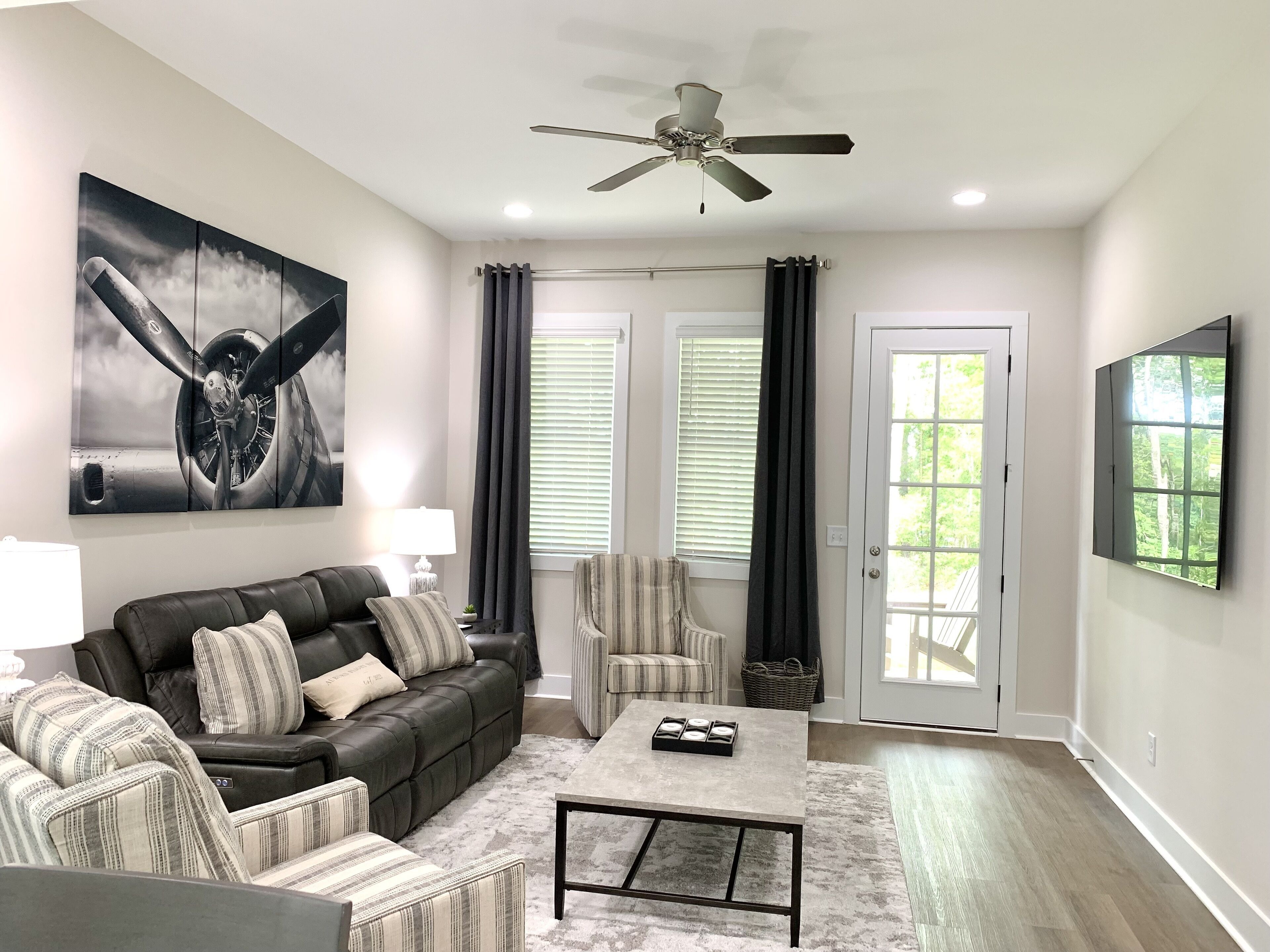 Auburn Flight House - A 4 bed/3.5 bath executive townhome!