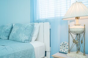 2 chambres, fer et planche à repasser, Wi-Fi gratuit, draps fournis