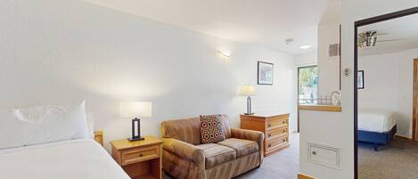 Silitysrauta/-lauta, internet, vuodevaatteet