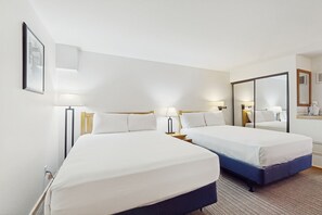 Bügeleisen/Bügelbrett, Internetzugang, Bettwäsche