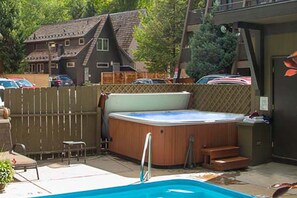 Piscine extérieure, piscine chauffée