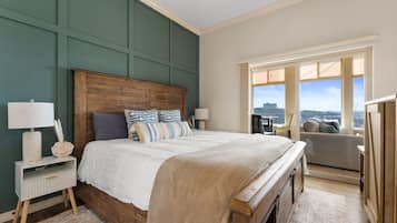 2 bedrooms, desk, iron/ironing board, travel crib