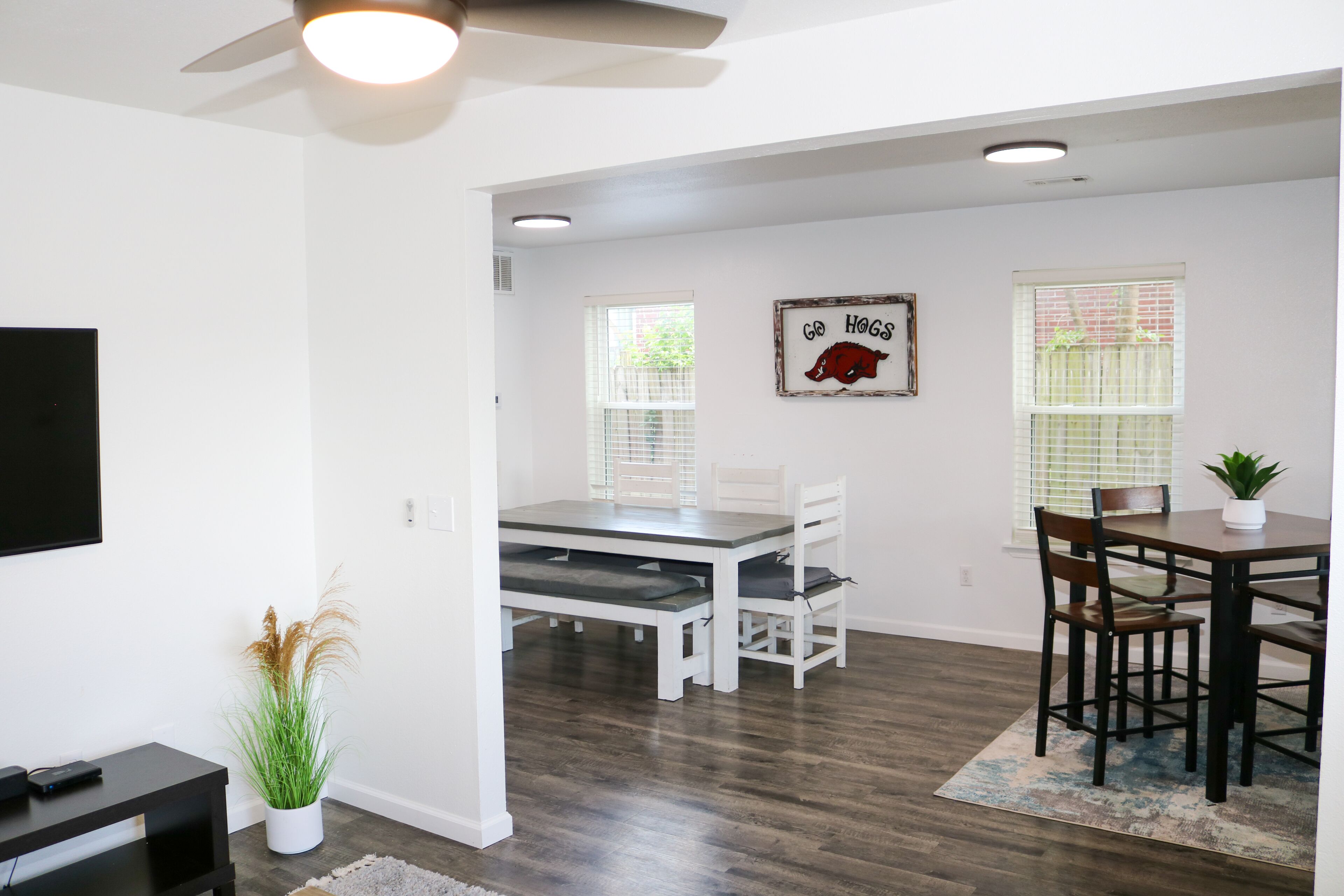 Close to U of A, Down&Uptown - 3 Bedroom