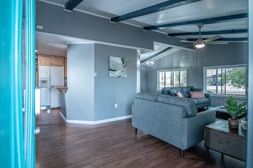 Foothills Vacation Retreat!!
