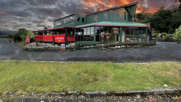 Exterior - Fox Glacier Jade Hotel (Fox Glacier)