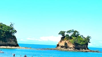 Beach nearby, beach towels