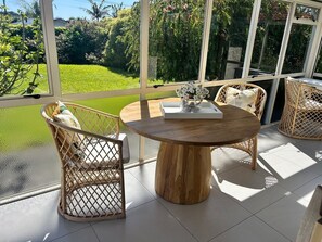 Dining -  Accommodation - Waiake Beach in Torbay-  voted one of Auckland's best beaches. (Auckland)