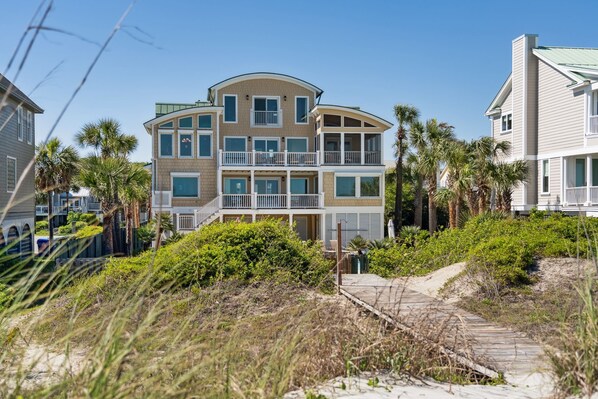 Exterior - Pool, Beach Access, Walk to Town, Pet ok w/ fee- 808 Ocean (Isle Of Palms)