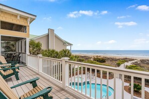 Property grounds - Pool, Beach Access, Walk to Town, Pet ok w/ fee- 808 Ocean (Isle Of Palms)