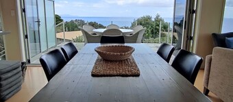 The Wow House - Stunning Kuaotunu Beach & Pacific Ocean Views