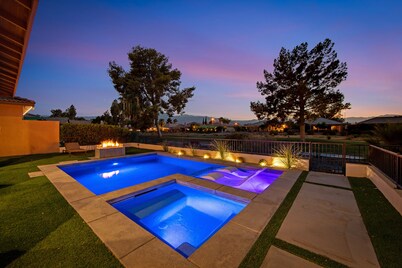 Mountain-view home with private pool/spa, central AC, washer/dryer, & game room