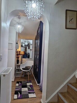 House | Bathroom | Combined shower/tub, deep soaking tub, towels, shampoo - 2-bed House in the Heart of Woodhouse, Leeds (Leeds)