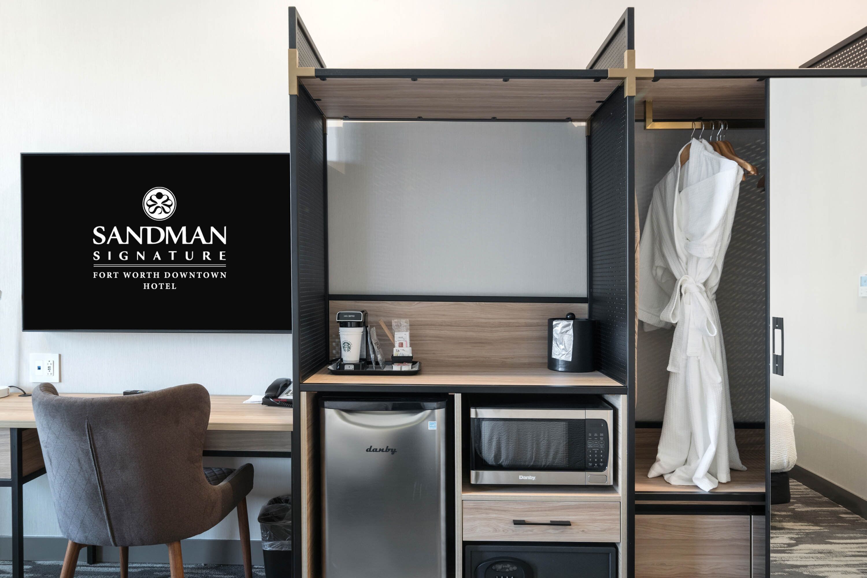 Standard Room, 2 Queen Beds | In-room safe, desk, laptop workspace, blackout drapes