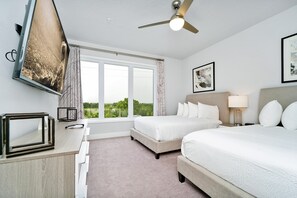 4 chambres, coffre-fort, fer et planche à repasser, lit de bébé portatif