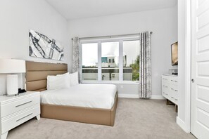 4 bedrooms, iron/ironing board, Internet, bed sheets