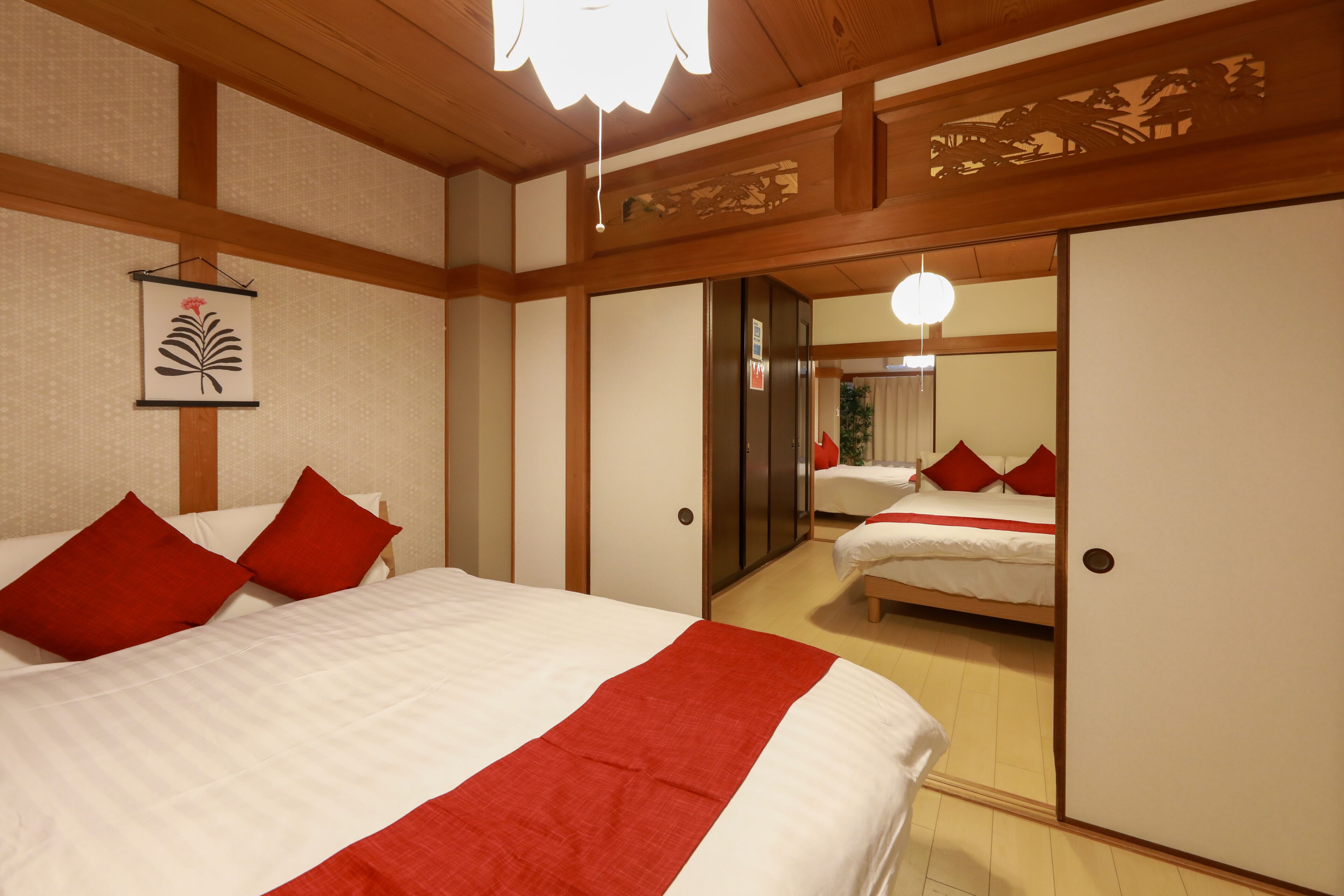 House | 7 bedrooms, premium bedding, Tempur-Pedic beds, individually decorated