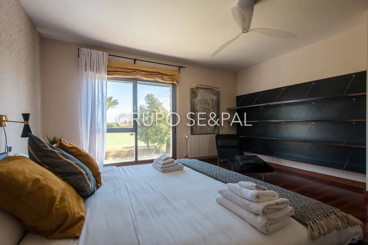 6 dormitorios, tabla de planchar con plancha, wifi gratis y ropa de cama