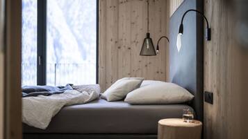 2 camere, culla da viaggio, Wi-Fi gratuito, lenzuola