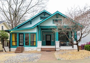 Exterior - Woody's Place by Minty Living (Atlanta)