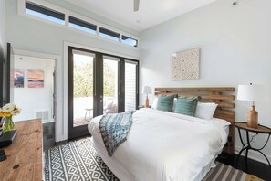 3 habitaciones, tabla de planchar con plancha, wifi y ropa de cama 