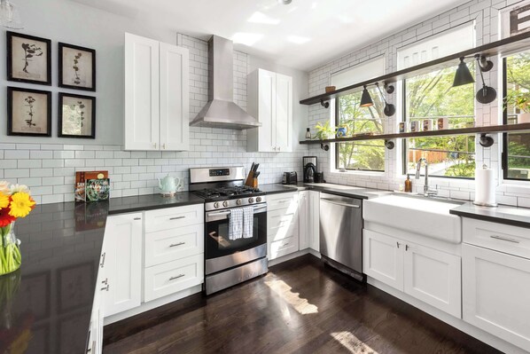 Fridge, microwave, oven, stovetop - CA Dreaming by Minty Living (Atlanta)