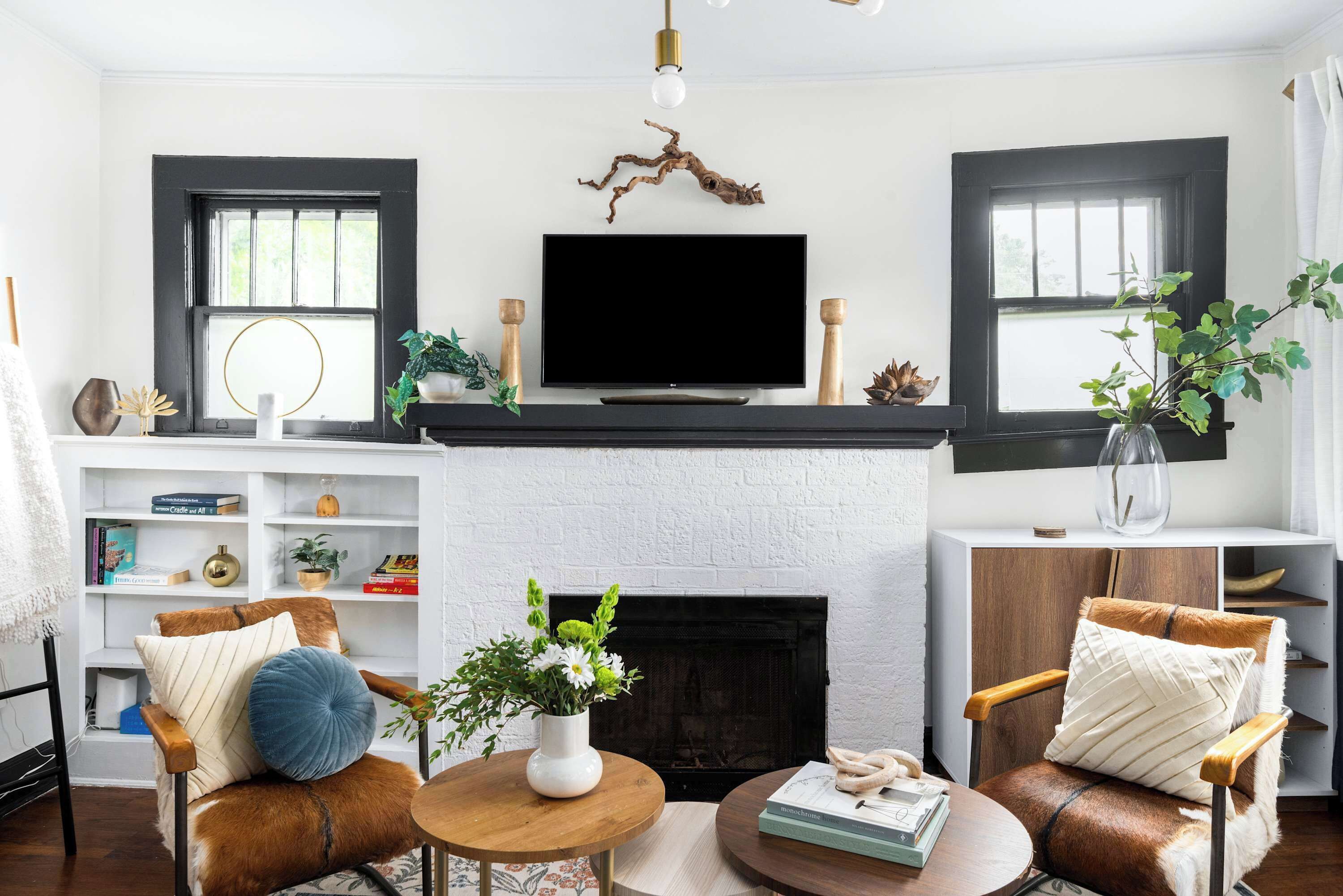 TV, lareira, escritórios