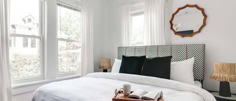 1 bedroom, desk, iron/ironing board, WiFi